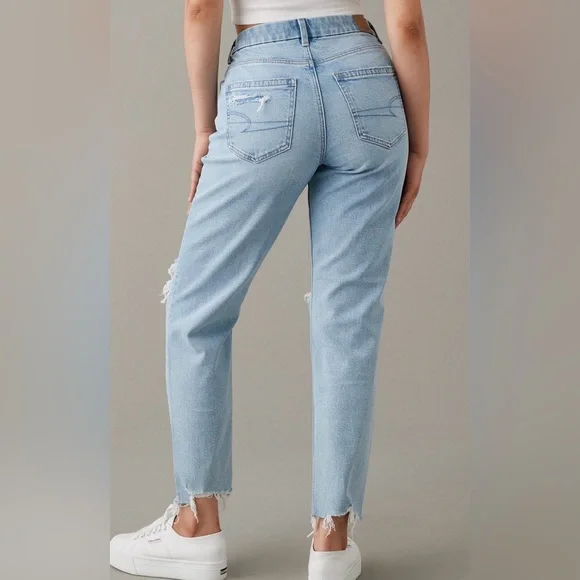 American Eagle Women’s Strigid Curvy Ripped Mom Jeans, Multiple Plus Sizes, NWT - Picture 2 of 12